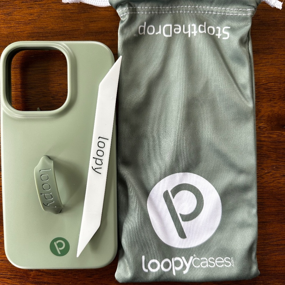iPhone 14 Pro Sage Loopy Case